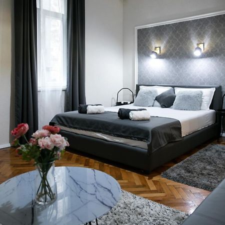 Natalie'S Place بلغراد المظهر الخارجي الصورة